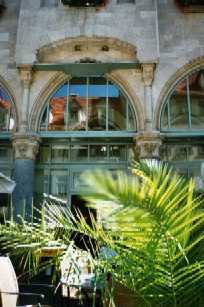 Zur Galerie &middot; Enter gallery