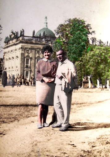 vergr&ouml;&szlig;ern � enlarge � agrandi