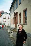 Zur Galerie &middot; Enter gallery